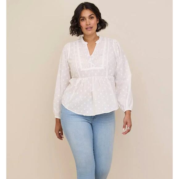 Torrid Clip Dot Mixed Eyelet Yoke Detail Top Cotton Eyelet Woven Size 1 1X 14/16 - Picture 1 of 12